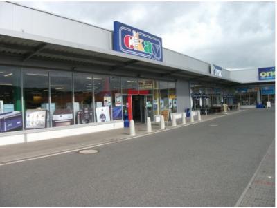 Široká síť prodejen Okay